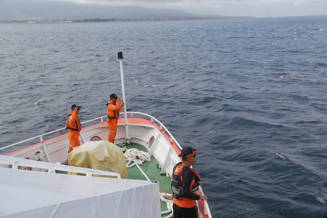 ارتفاع عدد قتلى العبارة الإندونيسية الغارقة إلى 6 أشخاص
