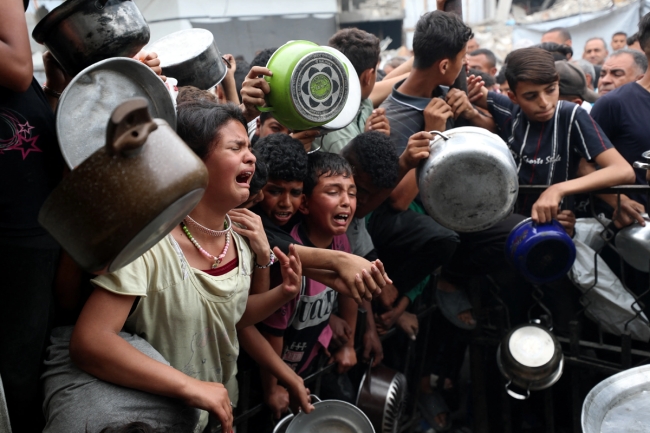 الأونروا اسقاط المساعدات جوا لغزة غير كاف