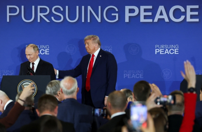 قمة ألاسكا تؤسس لعلاقات جديدة بين أميركا وروسيا