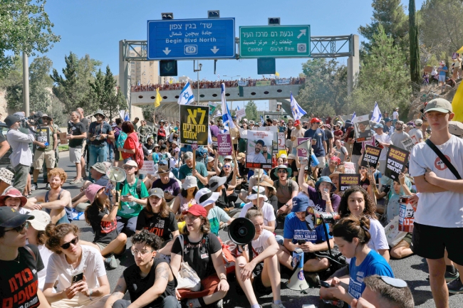 الإضرابات تشل إسرائيل ولا توقف إطلاقَها «جدعون 2»