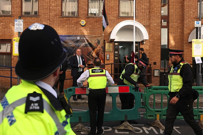 بريطانيا تُحذر إسرائيل من ضم أراضٍ من الضفة الغربية رداً على الاعتراف بفلسطين