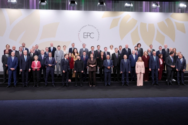 واشنطن تدعم أوكرانيا استخبارياً لضرب العمق الروسي