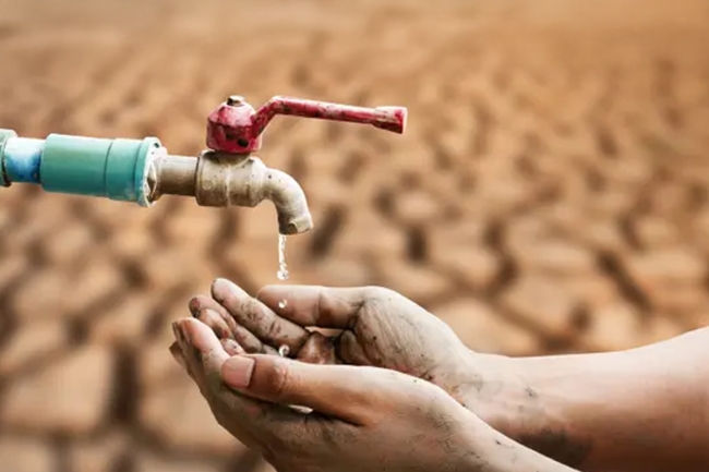 طهران تواجه خطر نفاد مياه الشرب بسبب «جفاف تاريخي»