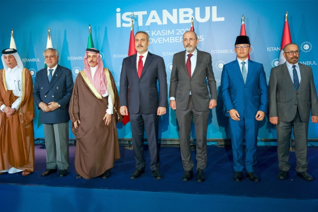 توتر تركي – إسرائيلي يواكب اجتماع إسطنبول بشأن «قوة غزة»