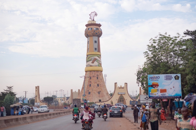 «القاعدة» يشدد حصاره على عاصمة مالي ويخطف 3 مصريين