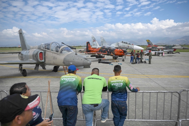 فنزويلا ترفض «وصاية استعمارية» على أجوائها