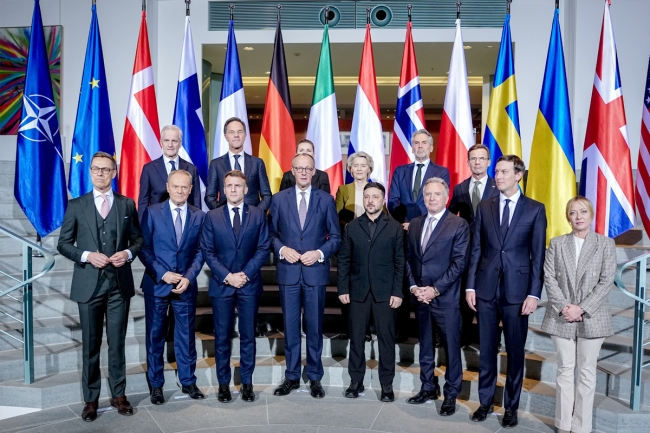 ملامح توافق غربي على ضمانات أمنية لأوكرانيا يضع «كرة النار» بملعب موسكو ملامح توافق غربي على ضمانات أمنية لأوكرانيا يضع «كرة النار» بملعب موسكو