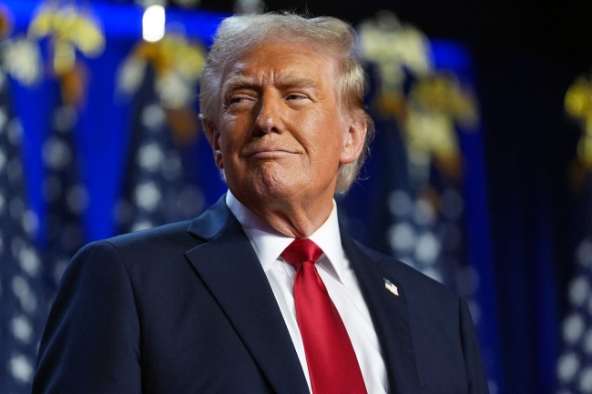 ترامب يأمر الجيش بحصار نفط فنزويلا ويتأهب لشن عمليات برية واسعة في أميركا اللاتينية