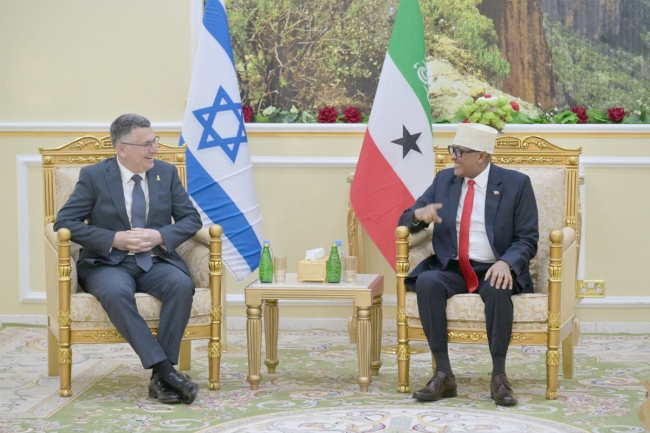 ساعر يزور صوماليلاند وحديث عن قاعدة إسرائيلية