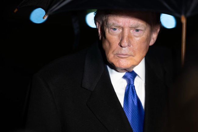 ترامب: إيران تتطلع للحرية والولايات المتحدة مستعدة لتقديم المساعدة