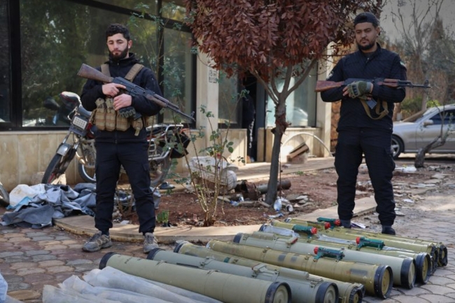 سورية تُحبط محاولة تهريب شحنة أسلحة إلى لبنان