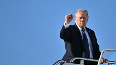 ترامب يدعو الإيرانيين لإسقاط الجمهورية الإسلامية