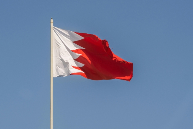 البحرين: إصابة 3 أشخاص وأضرار في مبنى جامعي بالمحرق جراء شظايا صاروخ إيراني البحرين: إصابة 3 أشخاص وأضرار في مبنى جامعي بالمحرق جراء شظايا صاروخ إيراني