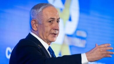 نتنياهو يُهدد بقتل المرشد الإيراني الجديد.. ويُعلن مقتل عالم نووي بارز وإصابة آخرين