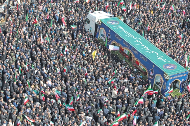 الحرب الإيرانية تدخل مرحلة الحسم… وأول استهداف للغاز